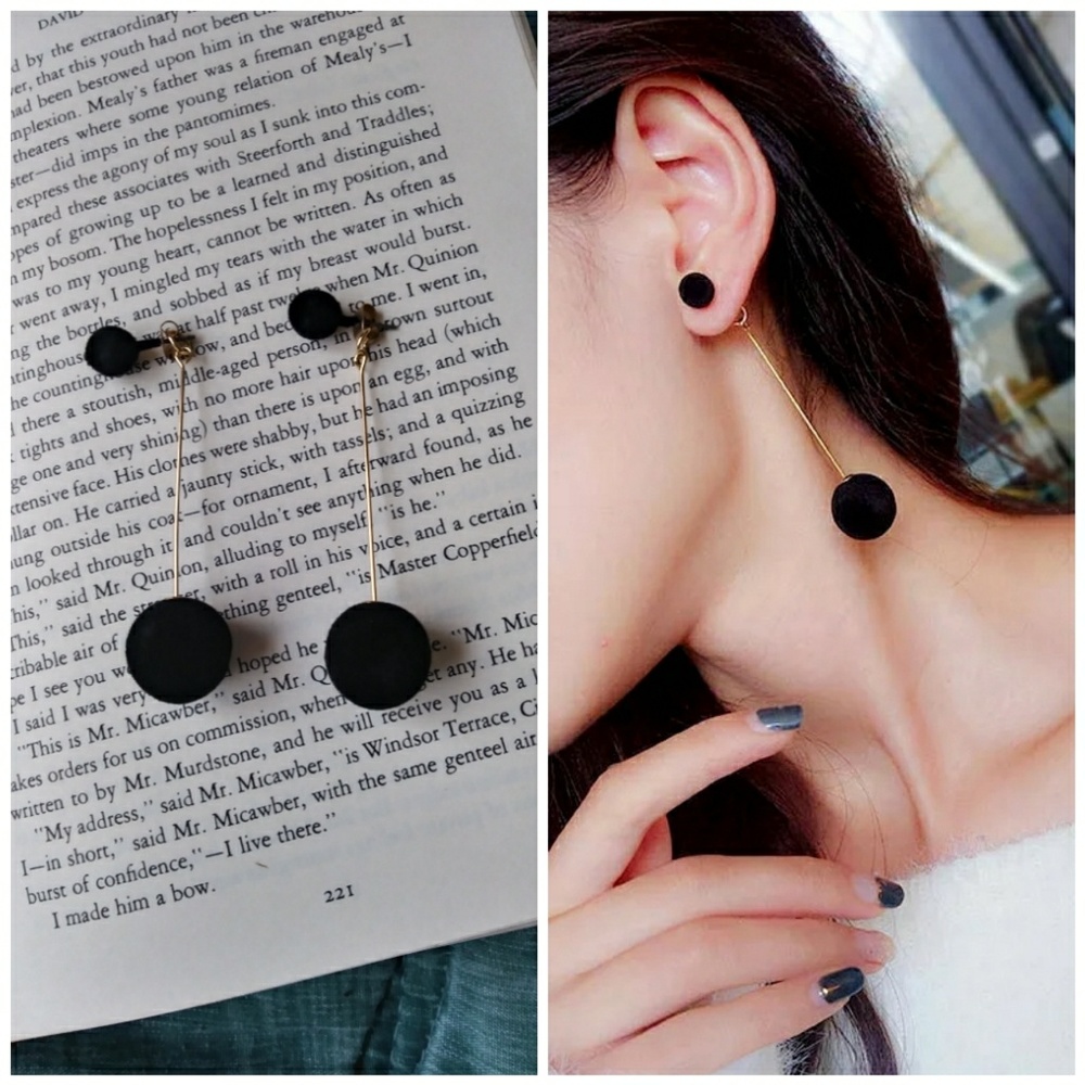 💖 Black Ball Drop Earrings